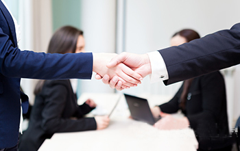 東莞協和熱板機有什么特點？